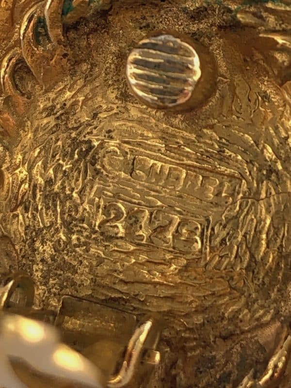 chanel vintage earrings filigree twisted gold metal & pearl w/box 1980