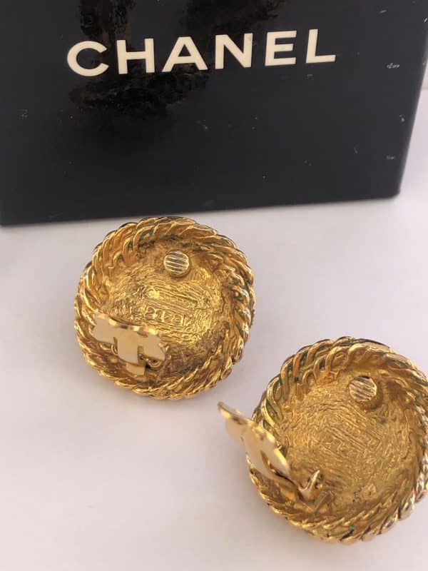 chanel vintage earrings filigree twisted gold metal & pearl w/box 1980
