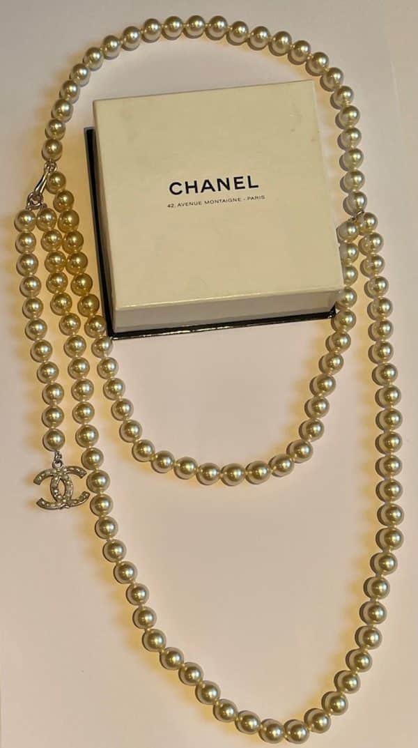 chanel pearl belt necklace double strand cc logo charm c.2004 w/box