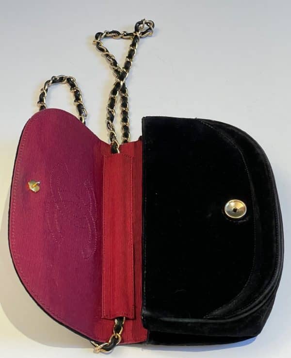 chanel 1980s half moon flap bag vintage cc logo jewel button