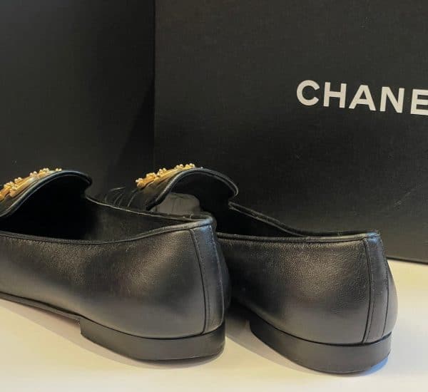 chanel cc logo gold pearl black leather flat loafer pump w/box
