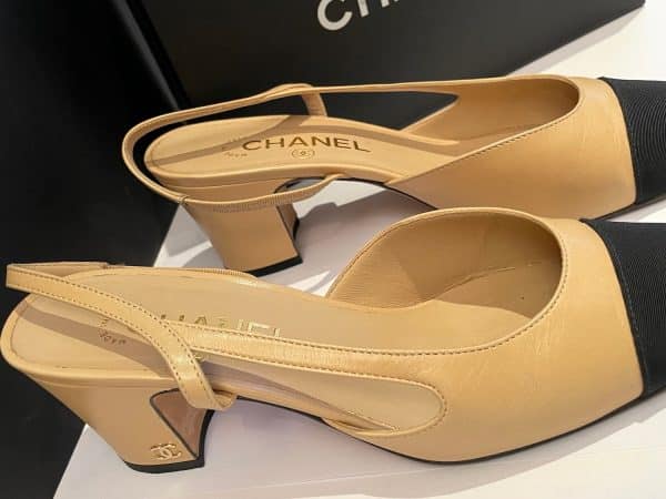 chanel slingback goatskin & grosgrain beige & black cc logo w/box