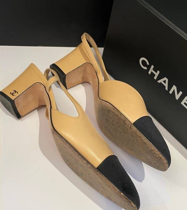chanel slingback goatskin & grosgrain beige & black cc logo w/box