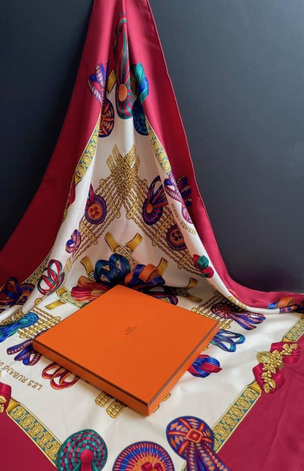 hermÈs vintage silk scarf les rubans du cheval red by joachim metz 1993 w/box