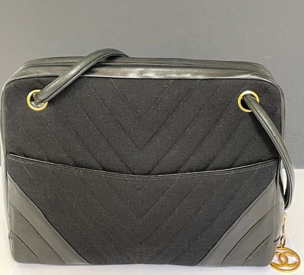 chanel vintage camera bag cc logo leather & chevron shoulder bag c.1989