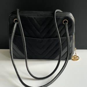 chanel vintage camera bag cc logo leather & chevron shoulder bag c.1989