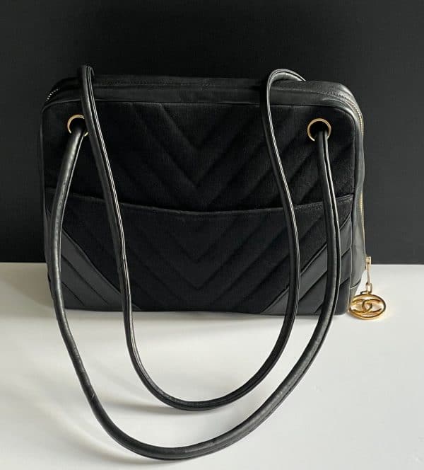chanel vintage camera bag cc logo leather & chevron shoulder bag c.1989