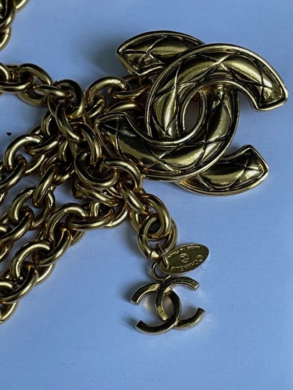 chanel vintage cc logo quilted triple strand cable link chain belt 1981 w/box