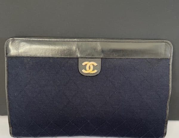 chanel vintage diamond quilted clutch cc logo leather & jersey handbag 1980