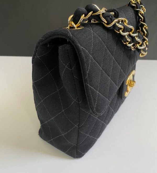 chanel vintage maxi jumbo timeless diamond quilted cc logo black bag 1996