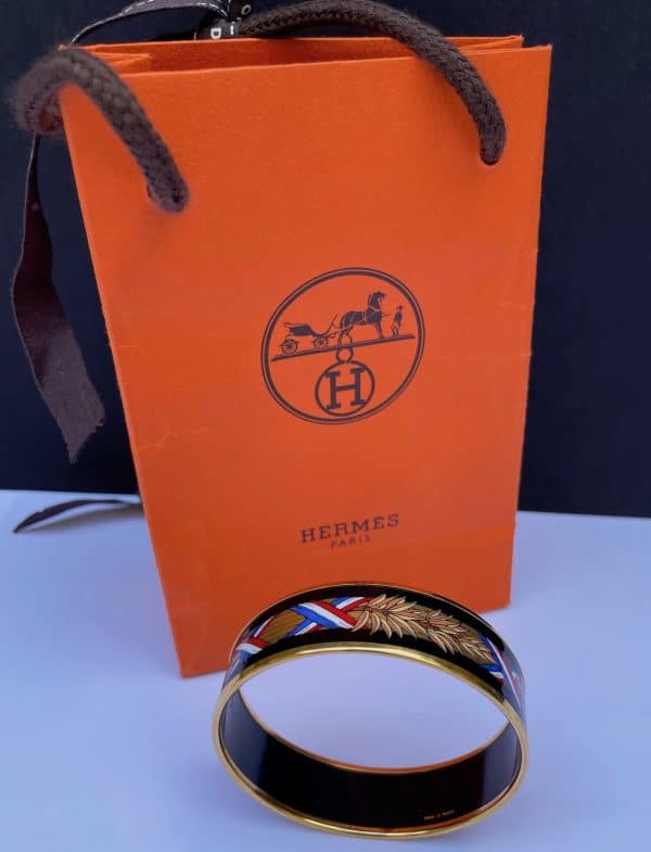 hermÈs 1970s printed blue white red enamel gold tone bangle bracelet 18k vintage