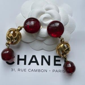 chanel vintage ruby gripoix drop earrings cc logo gold sphere c.1970s w/box