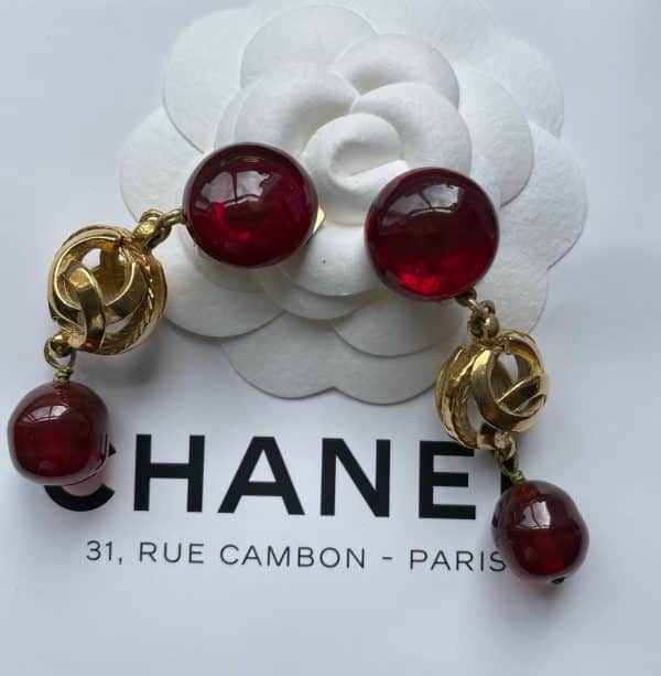 chanel vintage ruby gripoix drop earrings cc logo gold sphere c.1970s w/box