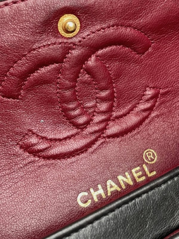 chanel vintage 2.55 black double flap small classic handbag lambskin circa 1994