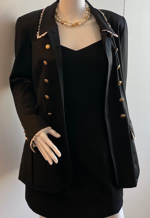 chanel vintage black 24 cc logo jewel buttons double breasted jacket 1980