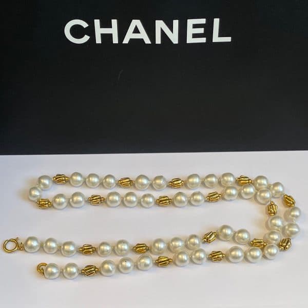 chanel vintage pearl necklace twisted 24k gold plated charms 1980 w/box
