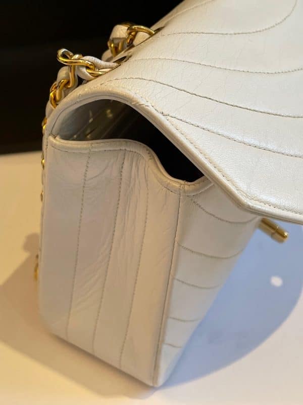 chanel vintage single flap timeless rare 24k shoulder bag lambskin 1986