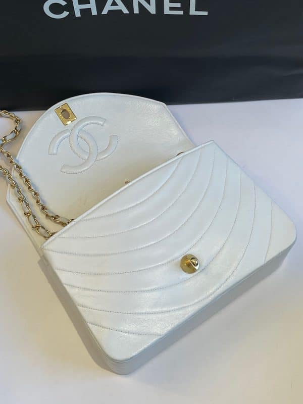 chanel vintage single flap timeless rare 24k shoulder bag lambskin 1986