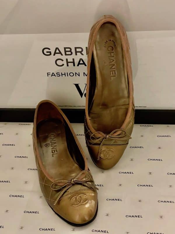 chanel rare ballet flat cc logo matelassé quilted shoes gold & bronze