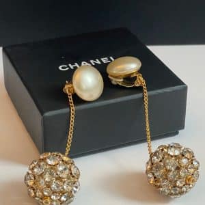 chanel vintage 1992 gold & pearl collection 28 crystal sphere ball chain drop earrings