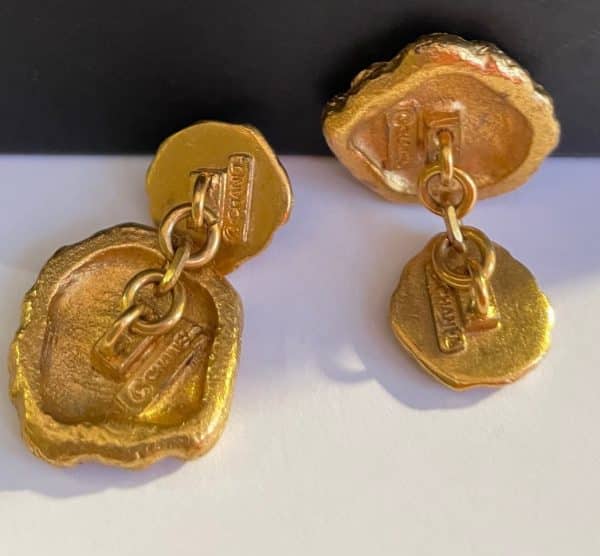chanel vintage chanel logo cufflinks gold tone 1980s