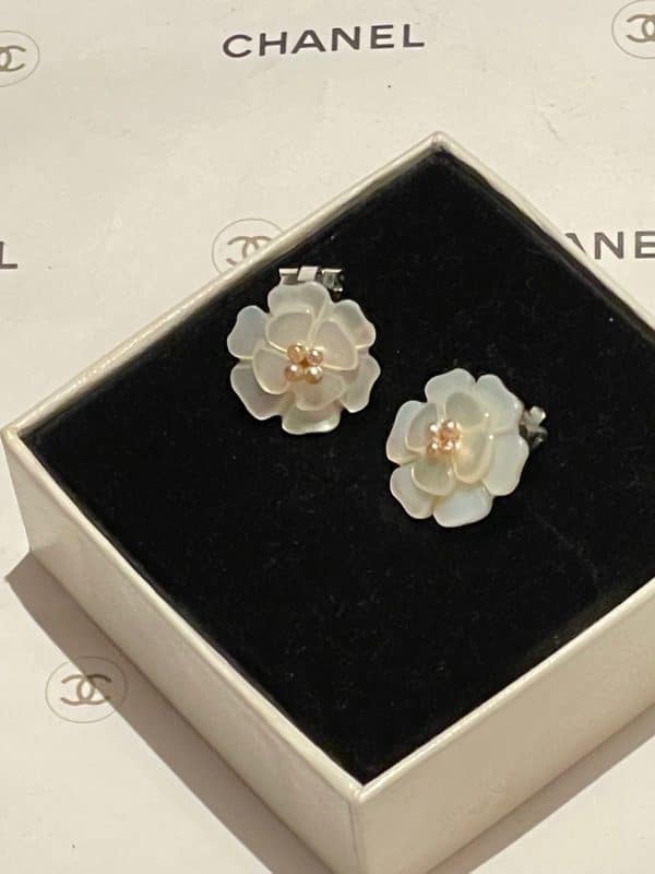 chanel vintage coco chanel camellia jewellery collection 3 piece 1998