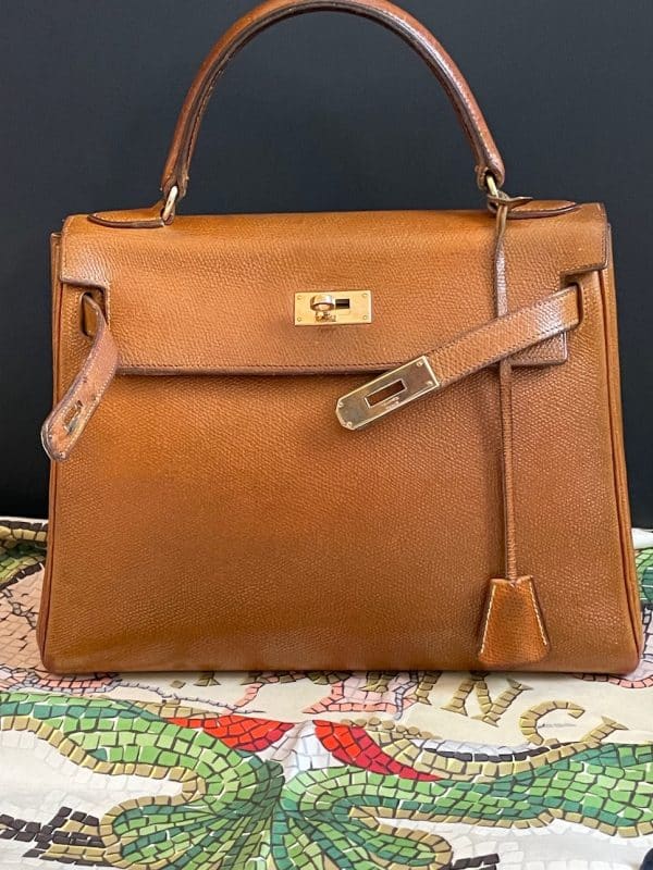 hermÈs 1945 iconic vintage kelly 28 sellier box gold courchevel leather ghw