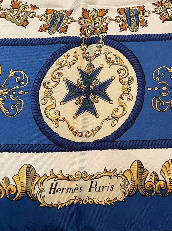 hermÈs silk scarf ludovicus magnus (louis iv) blue by françoise de la perrière w/box