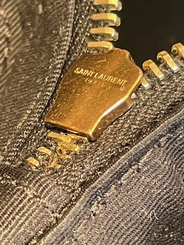 saint laurent ysl logo vanity box quilted black crossbody lambskin bag