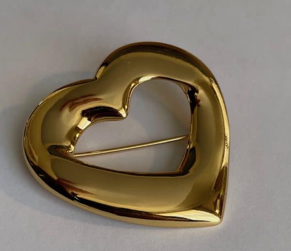 yves saint laurent ysl vintage large gold tone heart brooch c.1980s